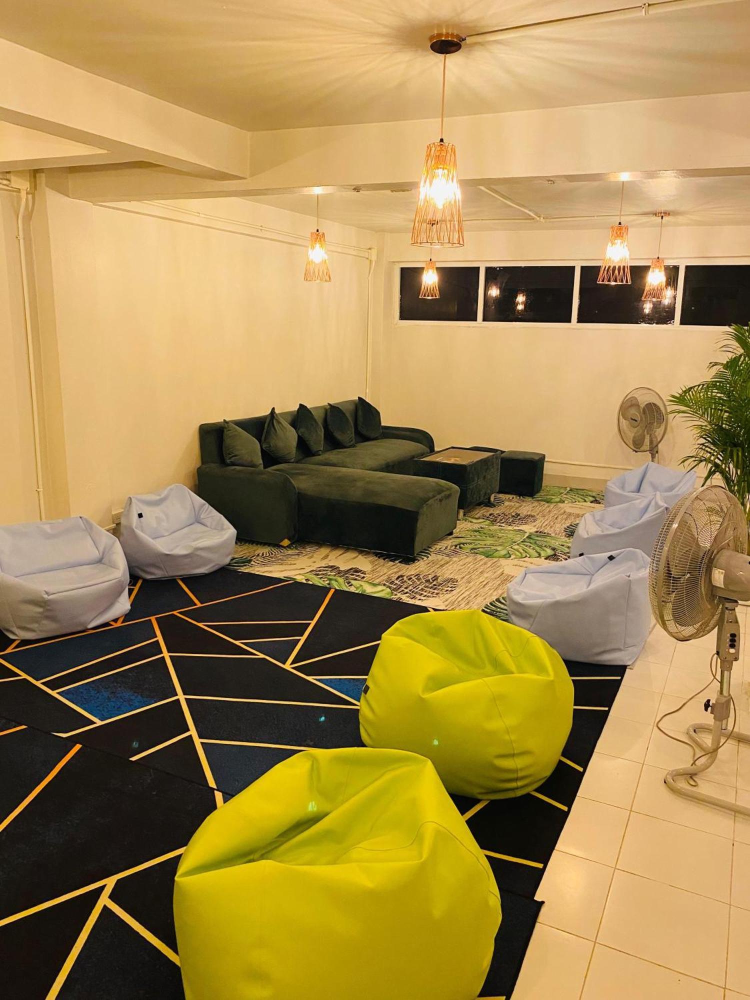 Lemon Tree Hostel Khaosan Bangkok Bagian luar foto